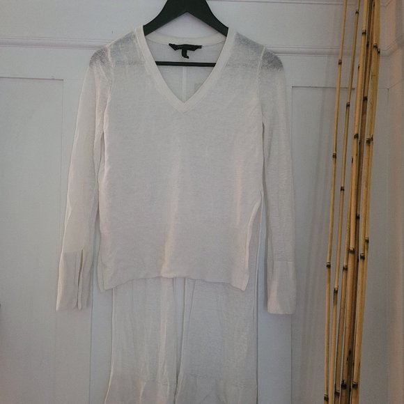 Split Hi-Low Hem Cream Sweater - sz XS - Picture 9 of 9